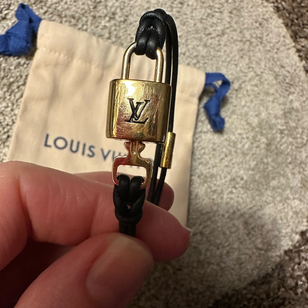 Louis Vuitton black padlock bracelet size 17 - Picture 9 of 9